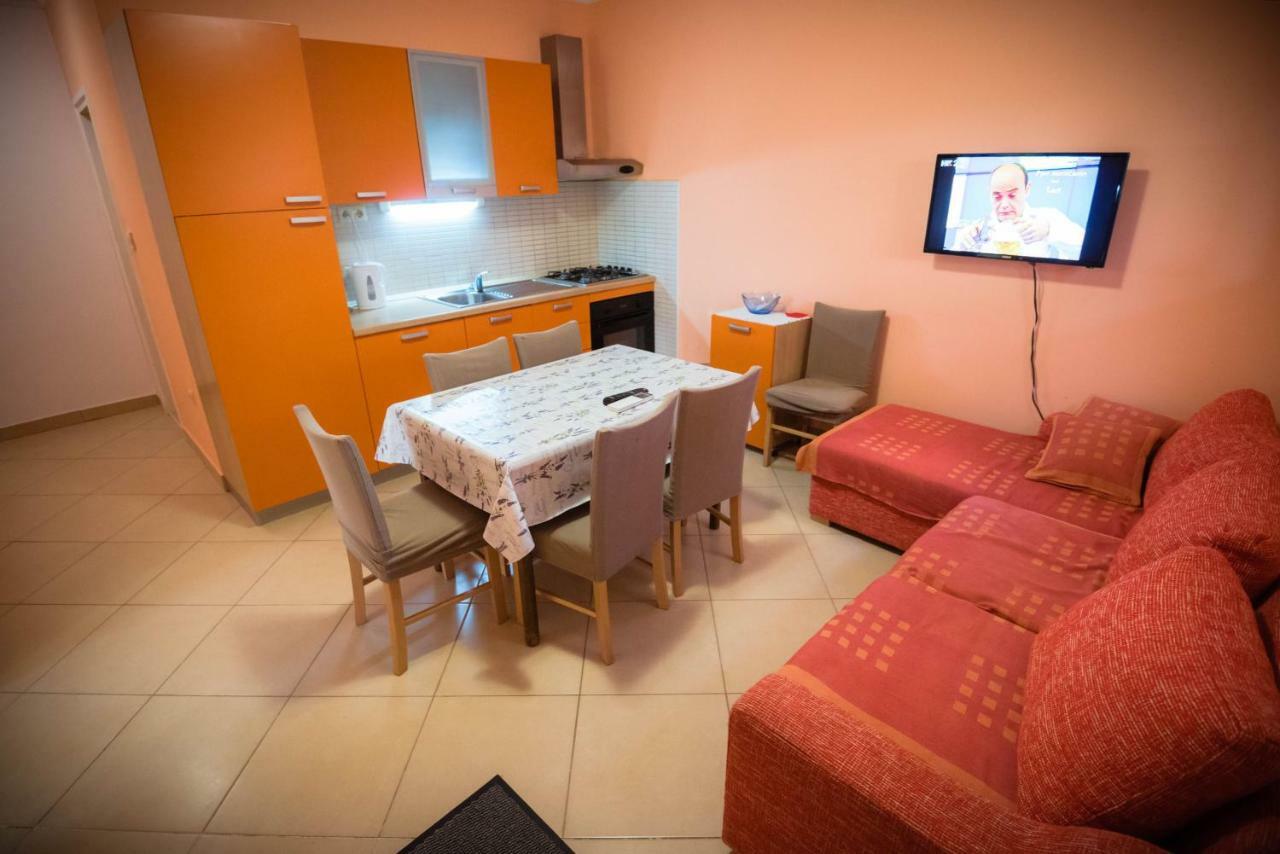 Apartmani Bare I Danica Grebaštica Extérieur photo