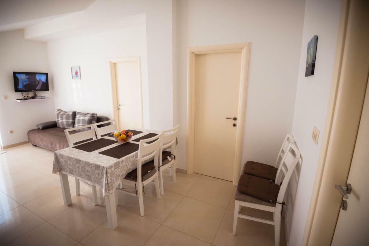 Apartmani Bare I Danica Grebaštica Extérieur photo